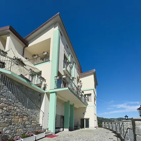 Villa Dei Poeti-2